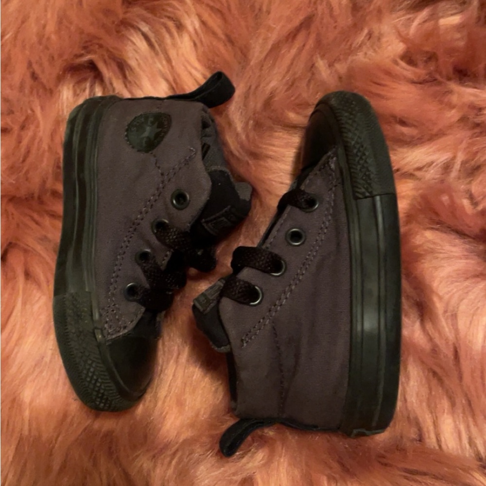 Kids Converse Size 5c Black High Tops